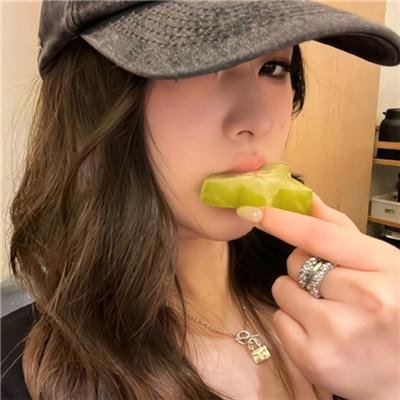 艳谍玛泰哈莉